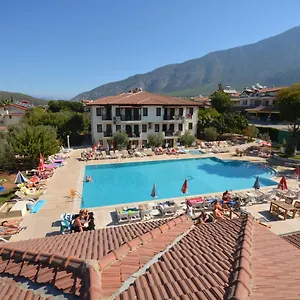 ** Otel Saray Türkiye
